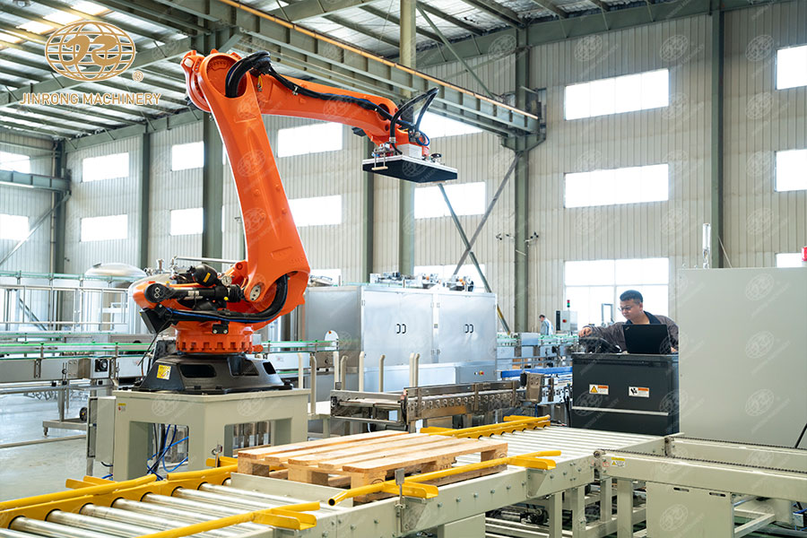 易拉罐碼垛機(jī) 易拉罐碼垛機(jī)